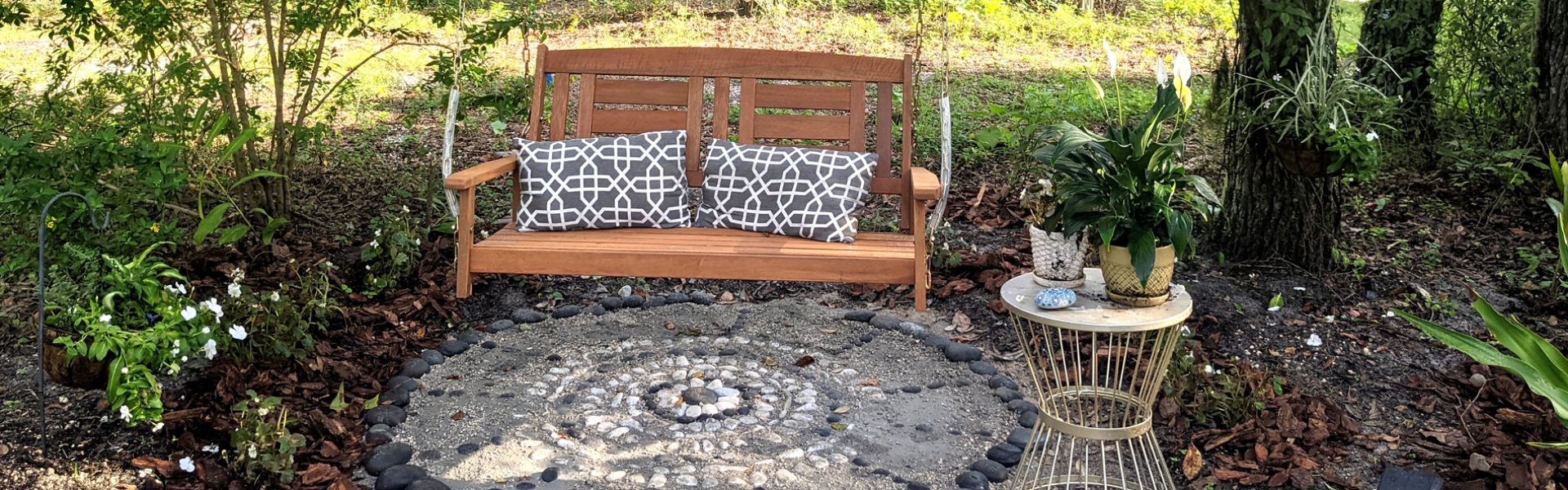 Swing bench moon garden pebble/stone mosaic